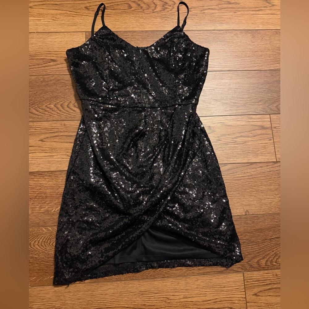 Lulu's Forever Your Girl Black Sequin Bodycon Dress Black excellent condition - Picture 2 of 6